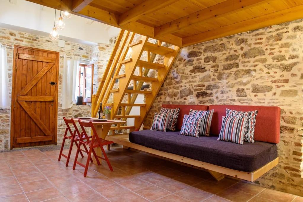 شقة Lavrio Stone House 5 Min From The Centre/Port المظهر الخارجي الصورة